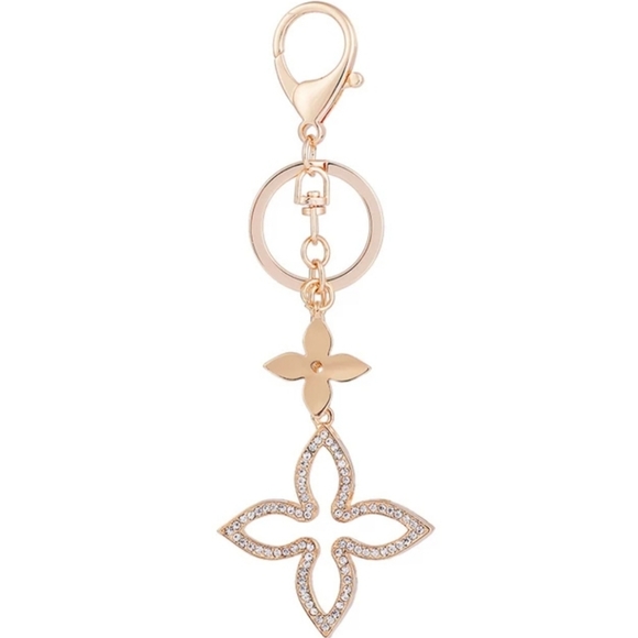 🧁2/$35▪️Luxury clover keychain